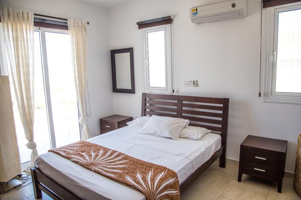 Protaras View Villas エクステリア 写真