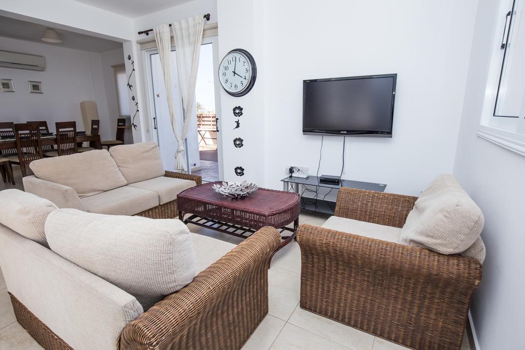 Protaras View Villas エクステリア 写真