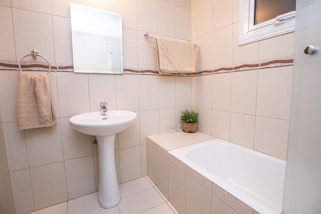 Protaras View Villas エクステリア 写真